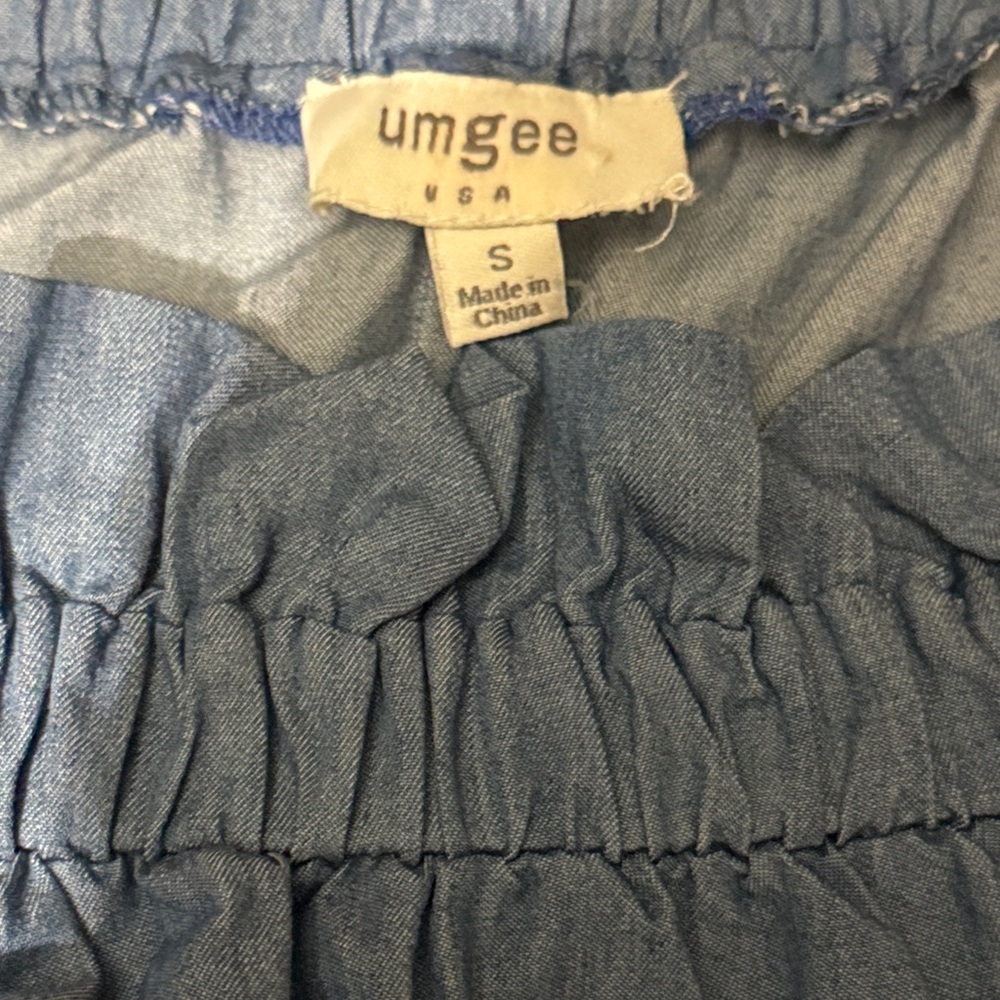 Umgee Chambray Blue Smocked Waist Blouse